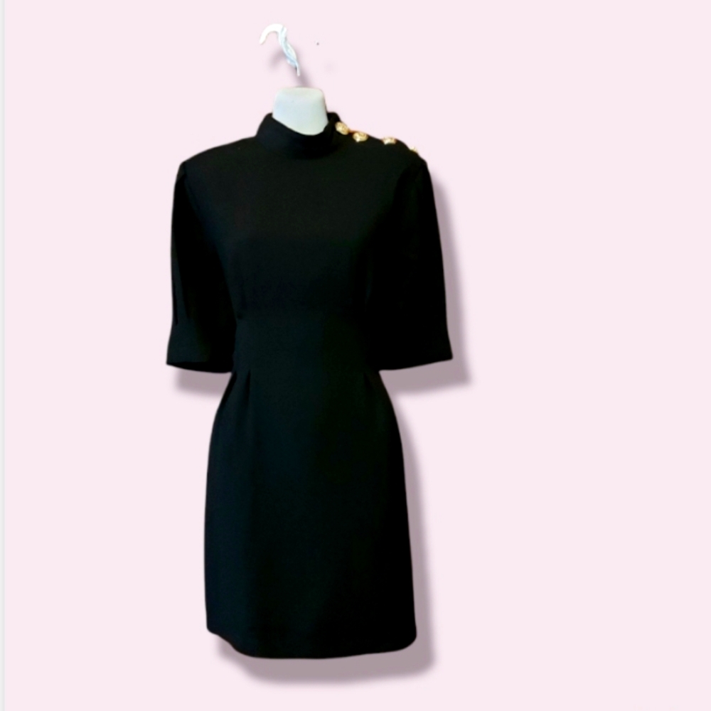 FOREVER 21 || Black Zip Up Dress